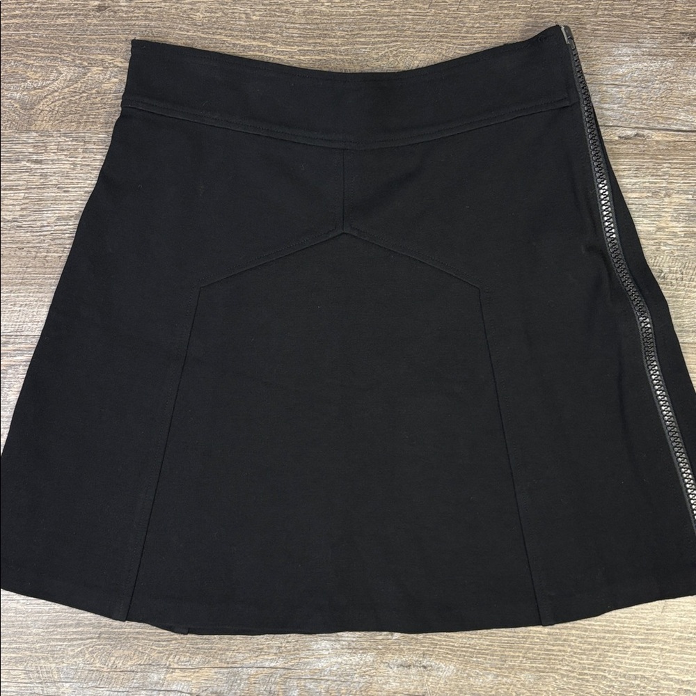 Diane von Furstenberg Black A-Line Mini Skirt – Size 4
